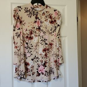 Ophelia Roe NWT 3/4 Sleeve Top